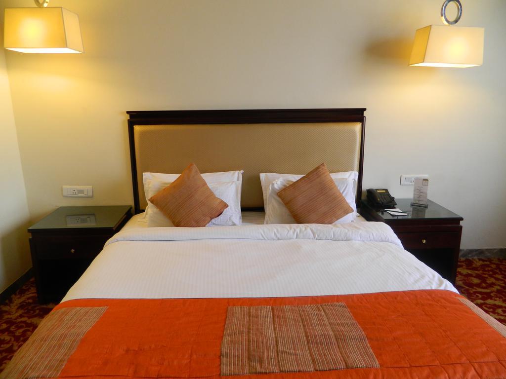 Hotel One Earth Avaas Amritsar Exterior foto
